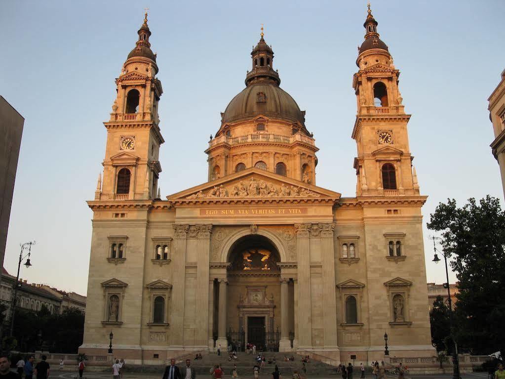 Sinagoga Lejlighed Budapest Eksteriør billede